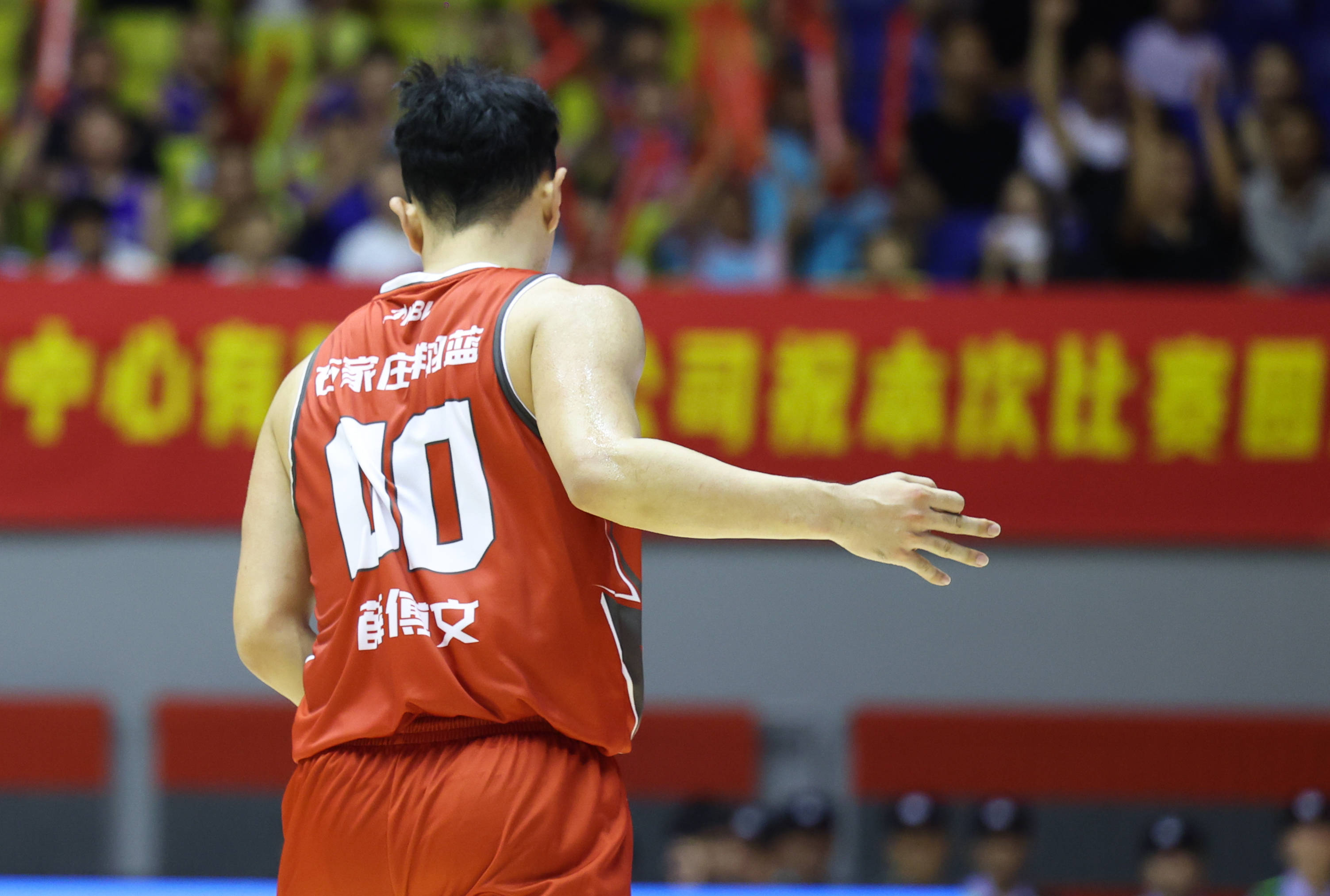 百家乐玩法-江苏男篮主场大胜，展现出强大实力(江苏男篮赛程)